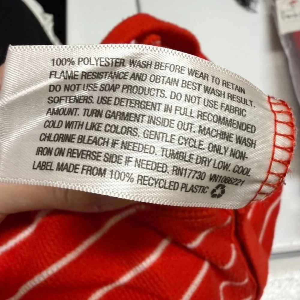 Target Red White Stripe‎ Flame Resistant Pajamas Sleepwear Union Suit 4 Holiday